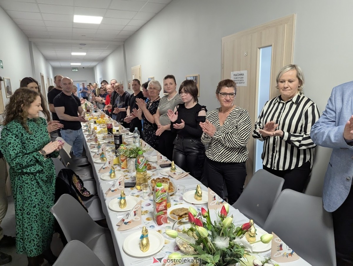Wielkanocne spotkanie w Spółdzieli Socjalnej Samodzielność Praca Aktywność  - zdjęcie #6 - eOstroleka.pl