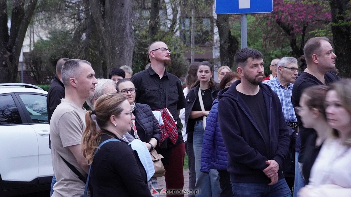 Droga Krzyżowa klasztor Ostrołęka [18.04.2025] - zdjęcie #40 - eOstroleka.pl