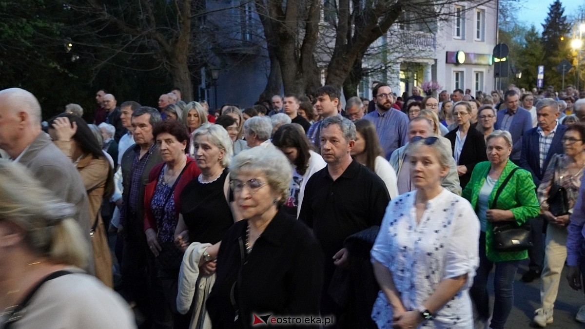 Droga Krzyżowa klasztor Ostrołęka [18.04.2025] - zdjęcie #19 - eOstroleka.pl