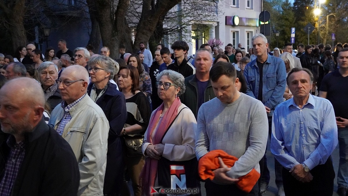 Droga Krzyżowa klasztor Ostrołęka [18.04.2025] - zdjęcie #2 - eOstroleka.pl