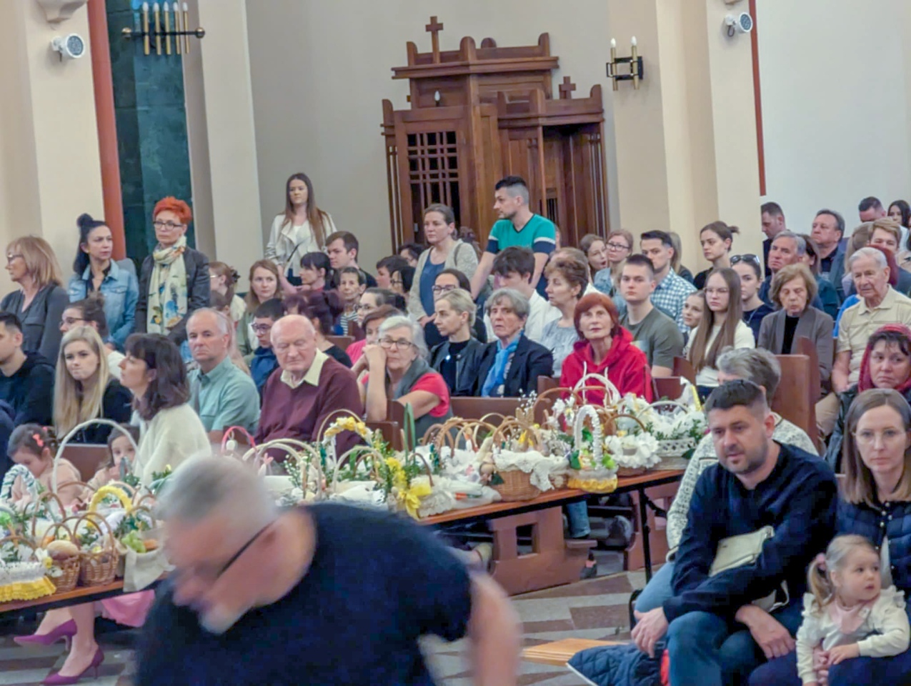 Święcenie Pokarmów w ostrołęckich parafiach [19.04.2025] - zdjęcie #7 - eOstroleka.pl