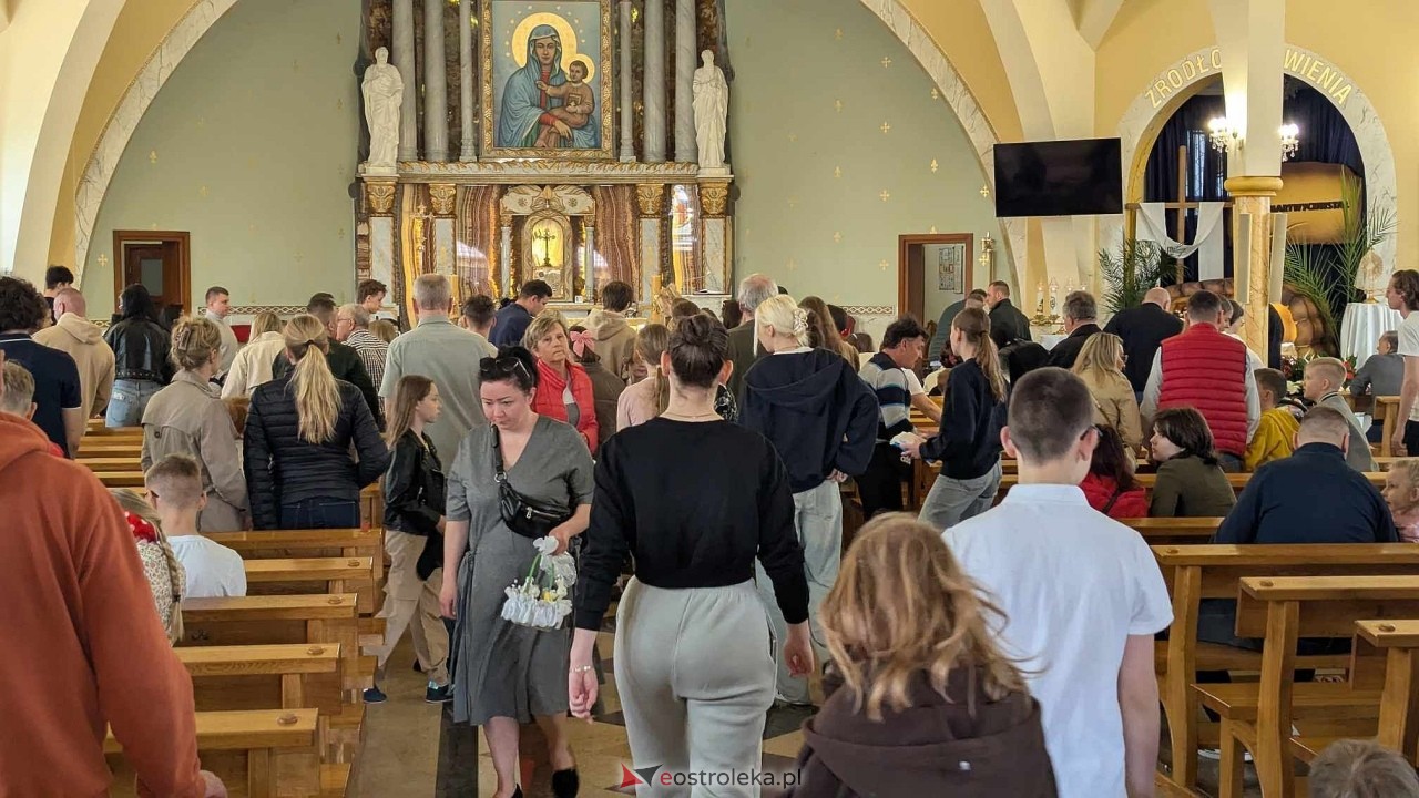 Święcenie Pokarmów w ostrołęckich parafiach [19.04.2025] - zdjęcie #181 - eOstroleka.pl