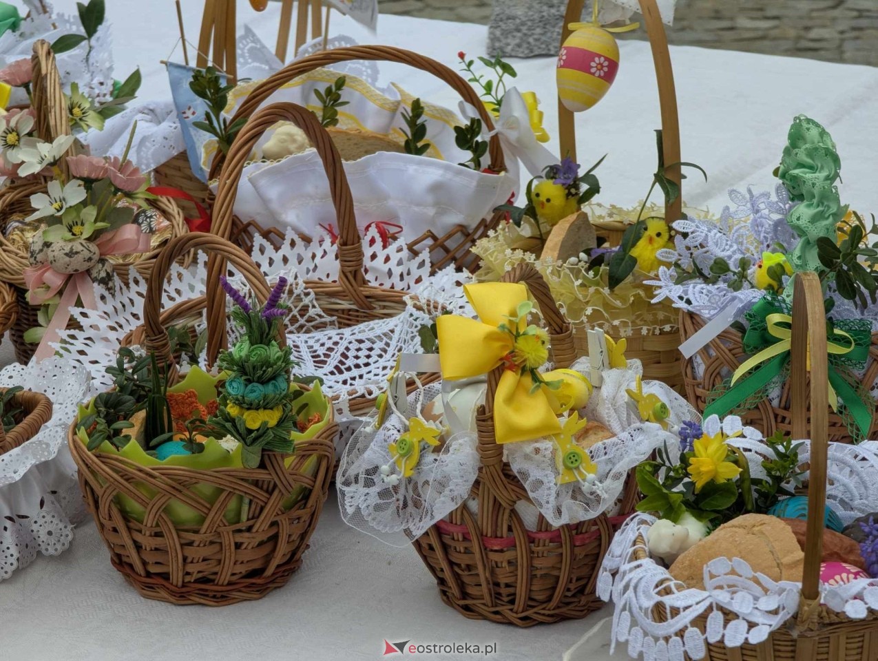Święcenie Pokarmów w ostrołęckich parafiach [19.04.2025] - zdjęcie #148 - eOstroleka.pl