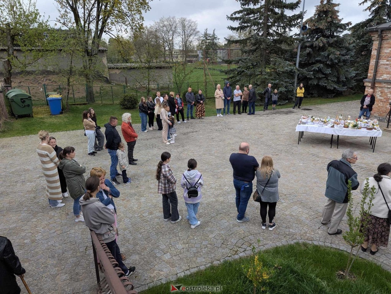 Święcenie Pokarmów w ostrołęckich parafiach [19.04.2025] - zdjęcie #139 - eOstroleka.pl