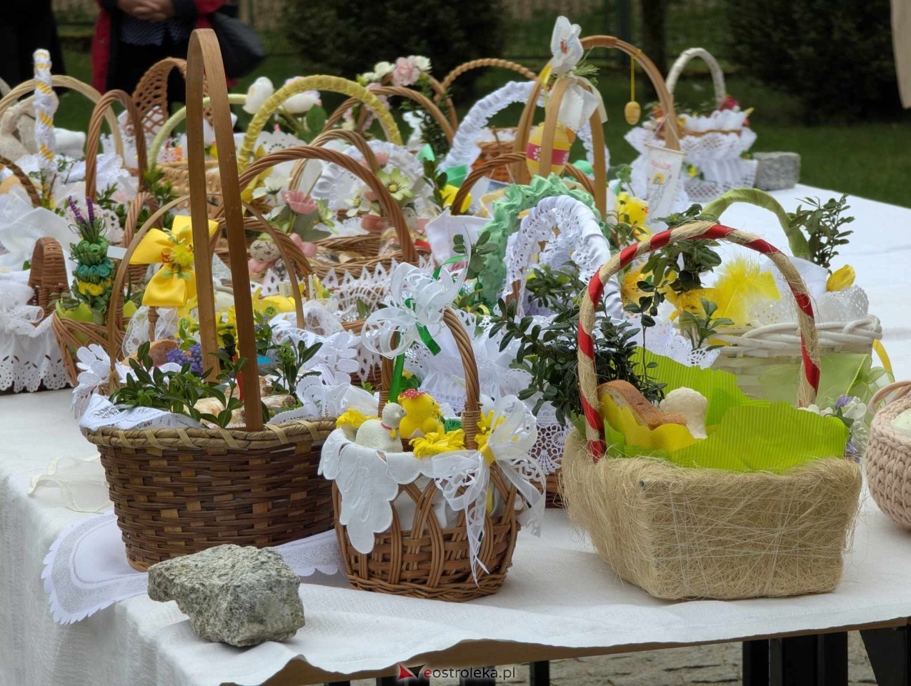 Święcenie Pokarmów w ostrołęckich parafiach [19.04.2025] - zdjęcie #134 - eOstroleka.pl