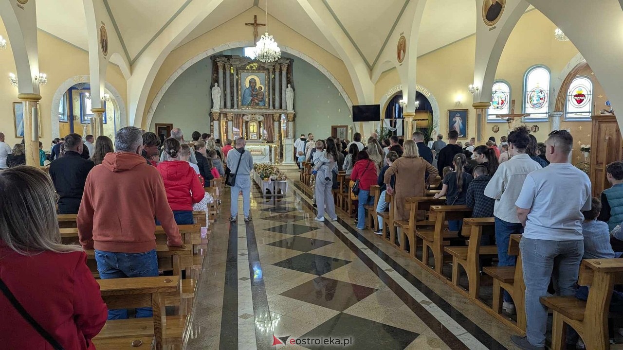 Święcenie Pokarmów w ostrołęckich parafiach [19.04.2025] - zdjęcie #169 - eOstroleka.pl
