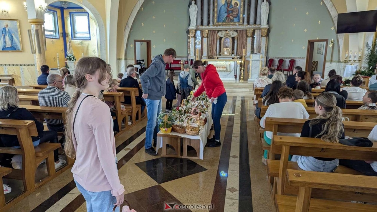 Święcenie Pokarmów w ostrołęckich parafiach [19.04.2025] - zdjęcie #168 - eOstroleka.pl