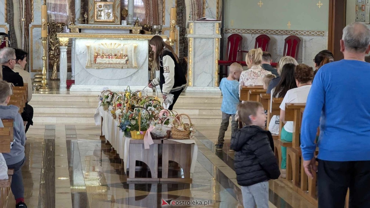 Święcenie Pokarmów w ostrołęckich parafiach [19.04.2025] - zdjęcie #166 - eOstroleka.pl