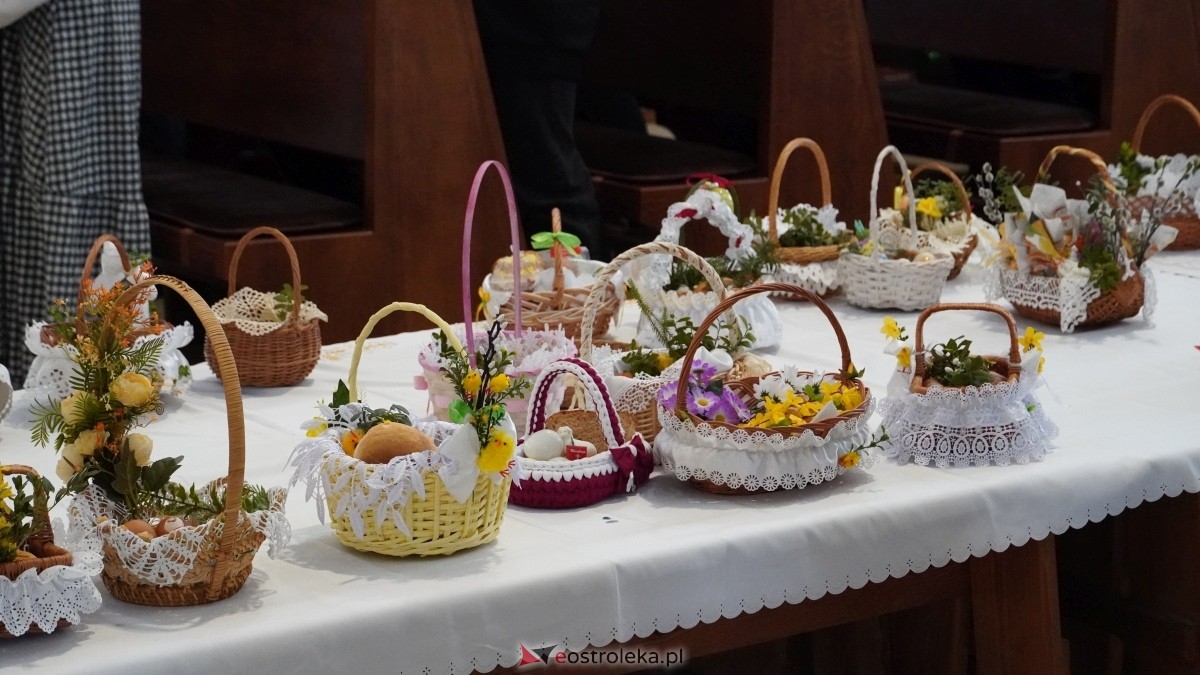 Święcenie Pokarmów w ostrołęckich parafiach [19.04.2025] - zdjęcie #97 - eOstroleka.pl