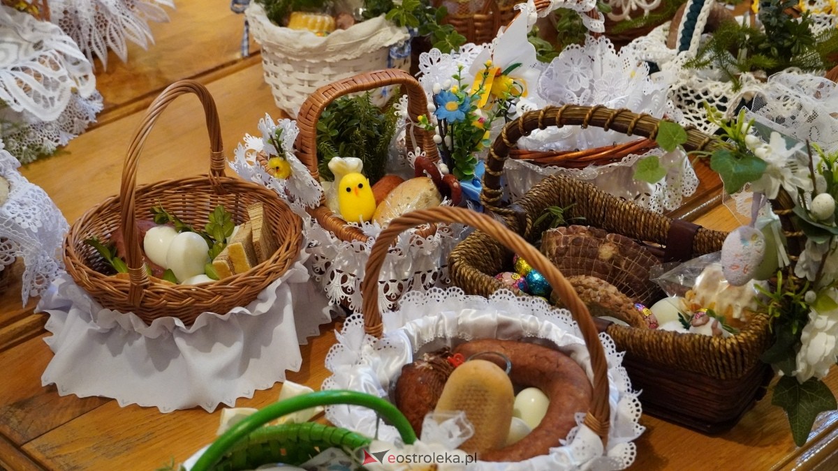 Święcenie Pokarmów w ostrołęckich parafiach [19.04.2025] - zdjęcie #85 - eOstroleka.pl