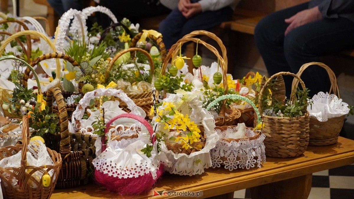 Święcenie Pokarmów w ostrołęckich parafiach [19.04.2025] - zdjęcie #63 - eOstroleka.pl