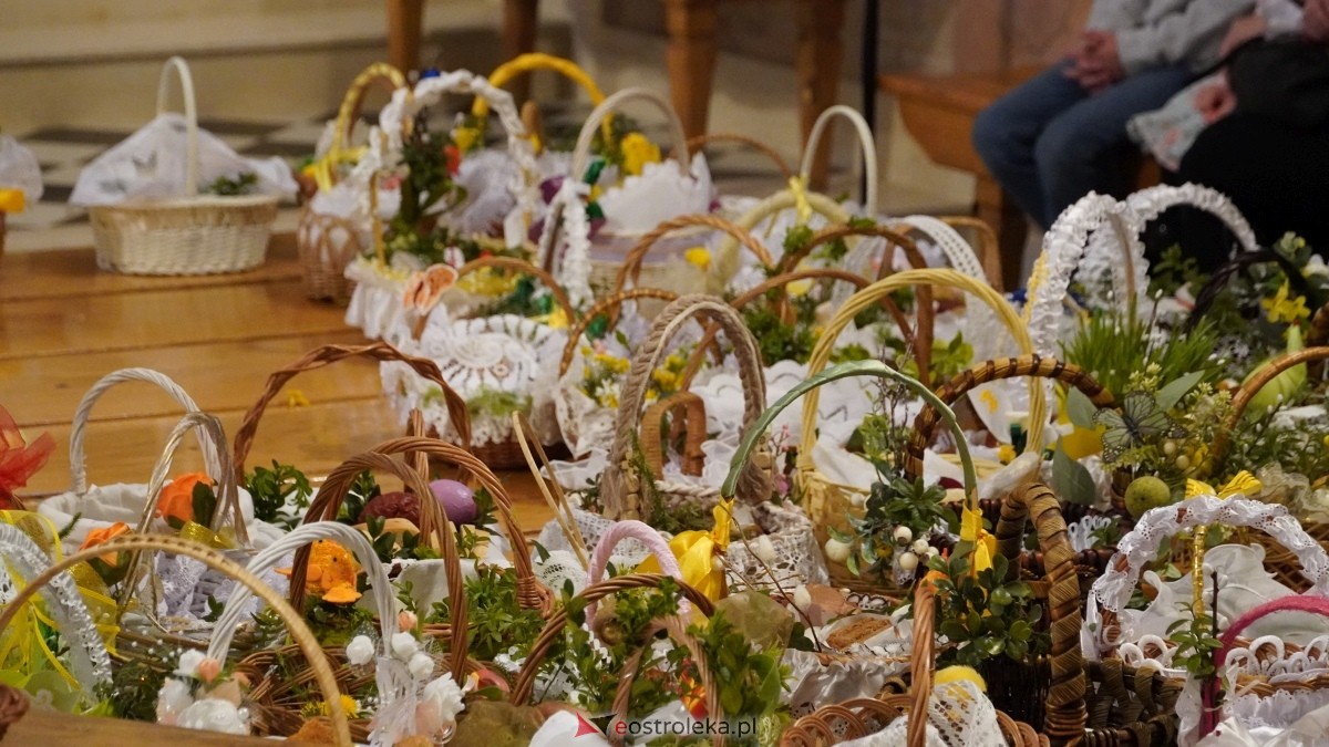 Święcenie Pokarmów w ostrołęckich parafiach [19.04.2025] - zdjęcie #59 - eOstroleka.pl