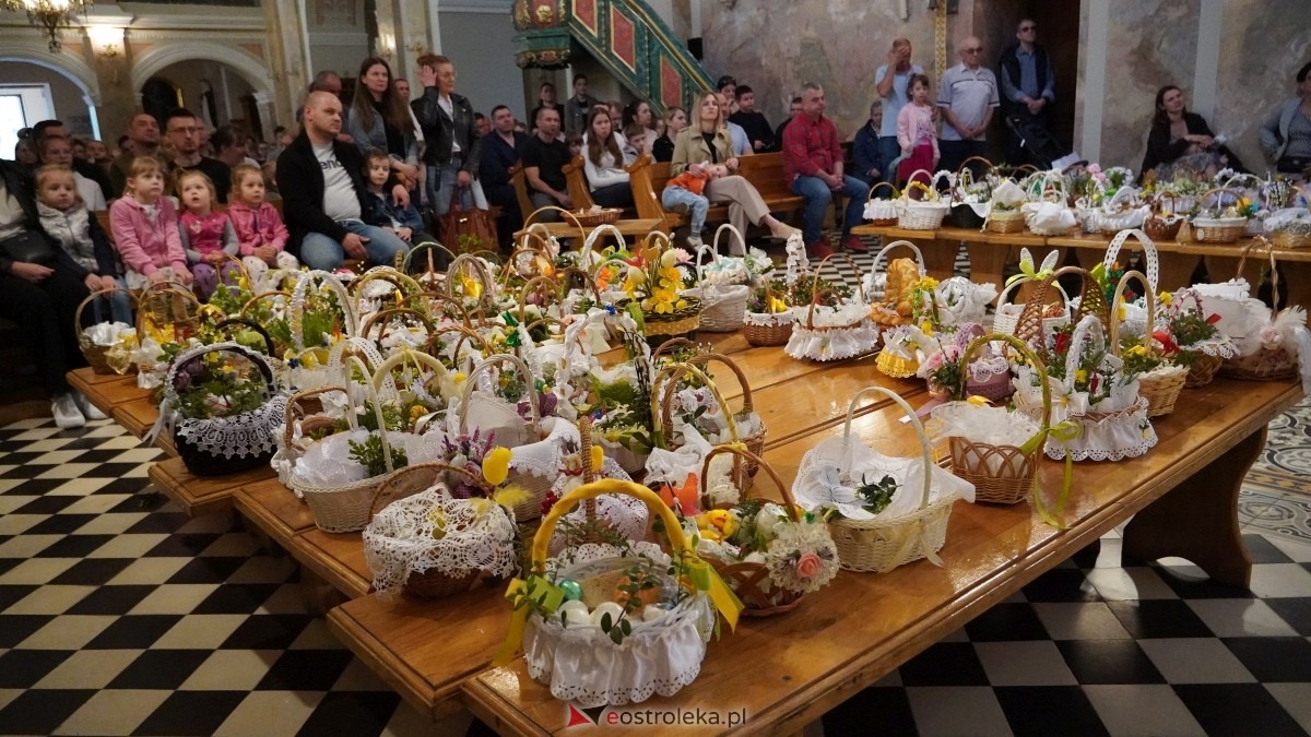 Święcenie Pokarmów w ostrołęckich parafiach [19.04.2025] - zdjęcie #57 - eOstroleka.pl