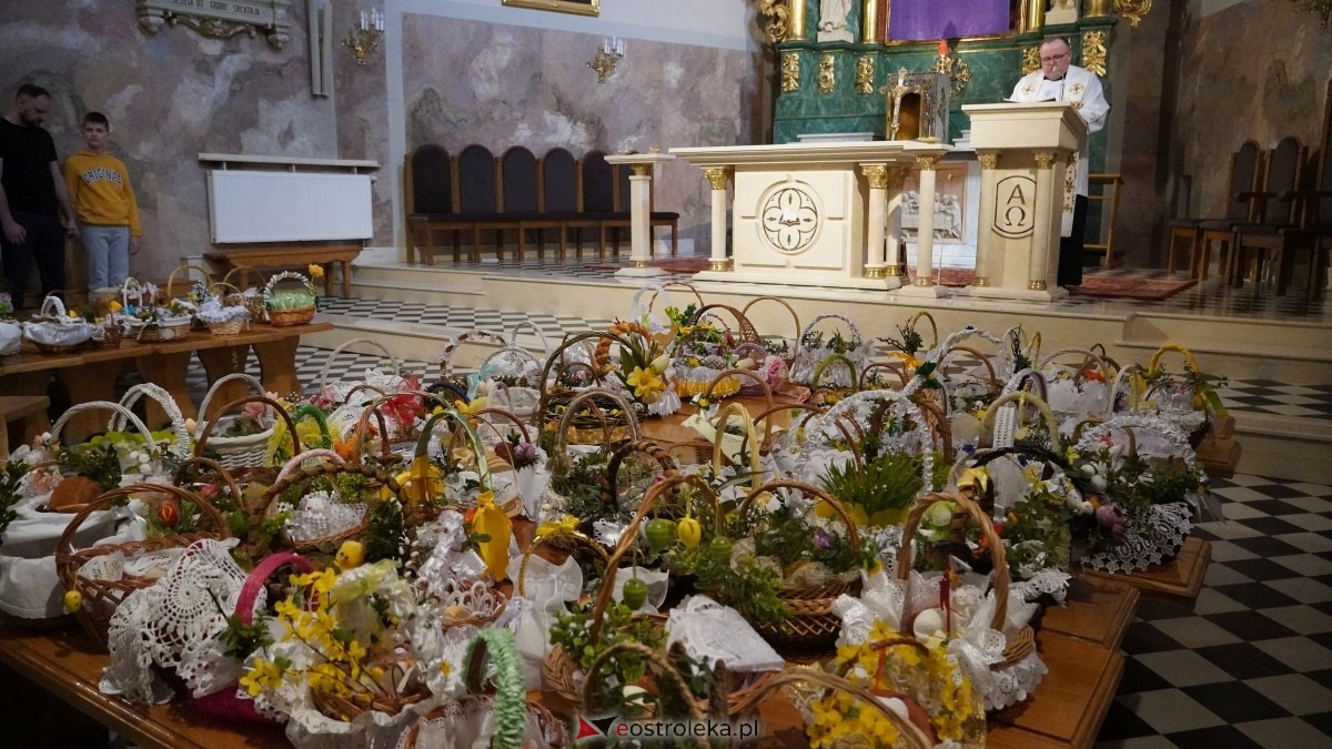 Święcenie Pokarmów w ostrołęckich parafiach [19.04.2025] - zdjęcie #35 - eOstroleka.pl