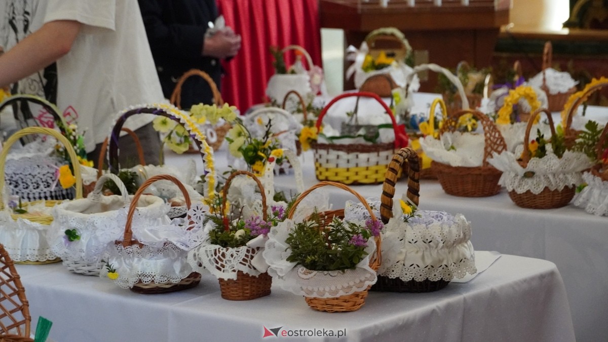 Święcenie Pokarmów w ostrołęckich parafiach [19.04.2025] - zdjęcie #24 - eOstroleka.pl