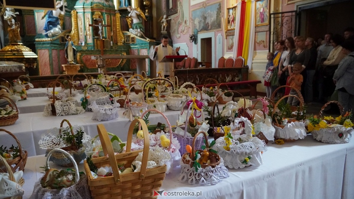 Święcenie Pokarmów w ostrołęckich parafiach [19.04.2025] - zdjęcie #14 - eOstroleka.pl