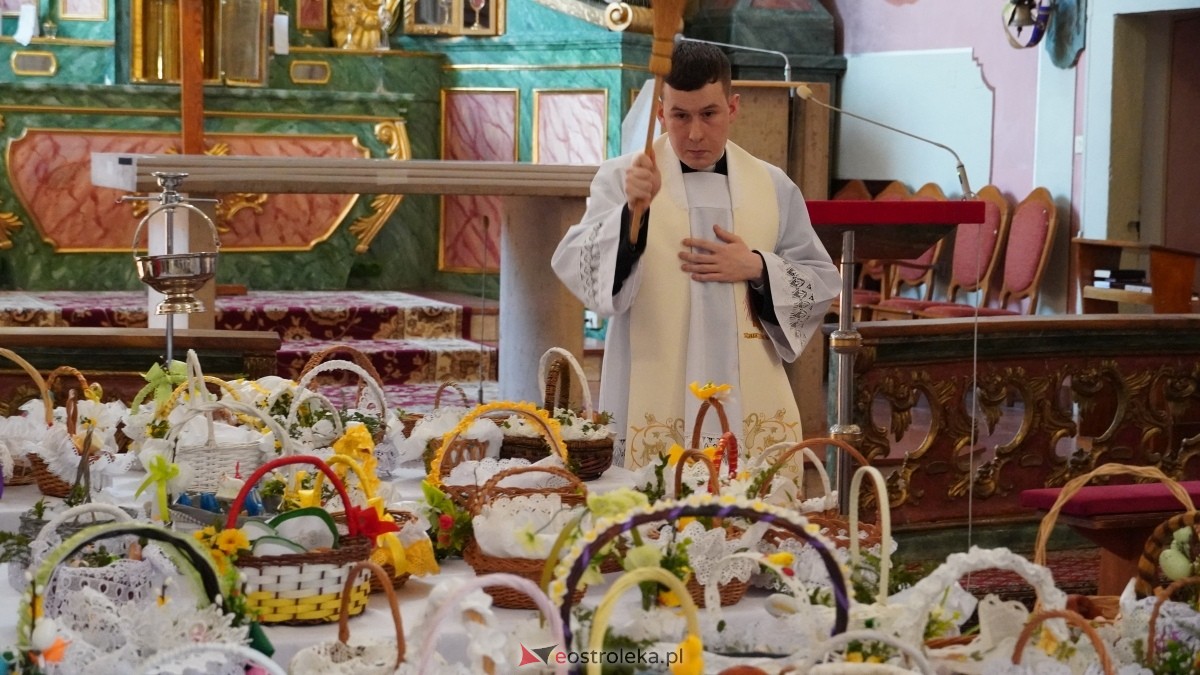Święcenie Pokarmów w ostrołęckich parafiach [19.04.2025] - zdjęcie #11 - eOstroleka.pl