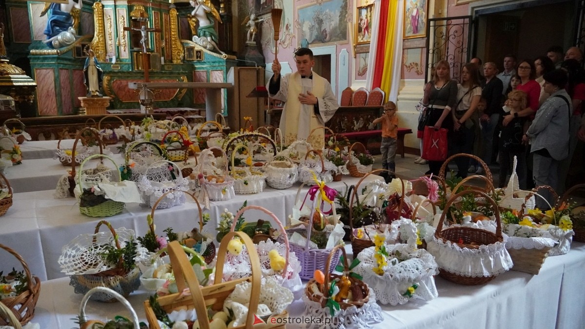 Święcenie Pokarmów w ostrołęckich parafiach [19.04.2025] - zdjęcie #9 - eOstroleka.pl