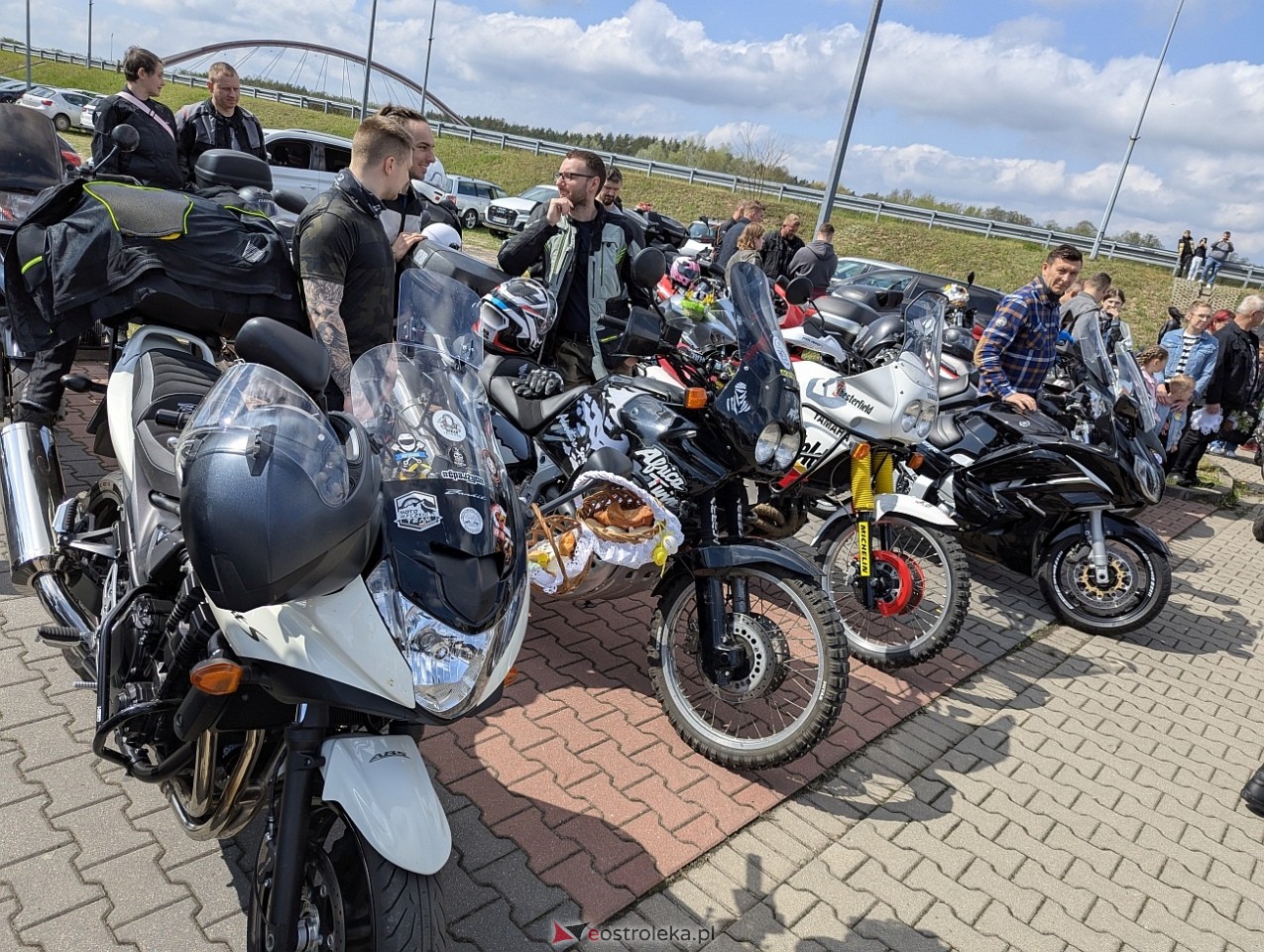 Motoświęconka 2025: Wielkanocna tradycja w Farze [19.04.2025] - zdjęcie #63 - eOstroleka.pl