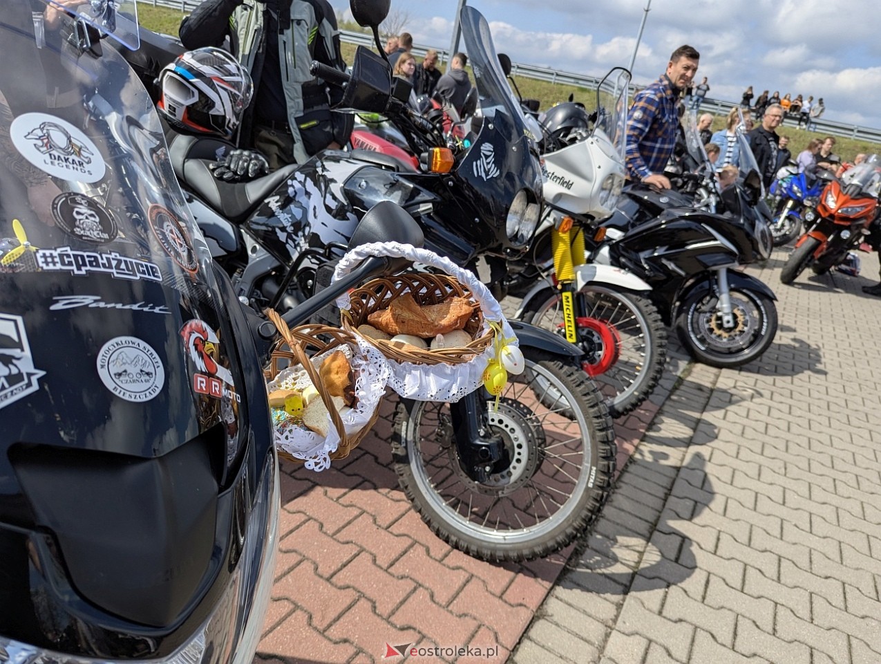 Motoświęconka 2025: Wielkanocna tradycja w Farze [19.04.2025] - zdjęcie #62 - eOstroleka.pl