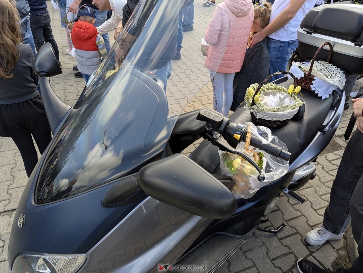 Motoświęconka 2025: Wielkanocna tradycja w Farze [19.04.2025] - zdjęcie #57 - eOstroleka.pl