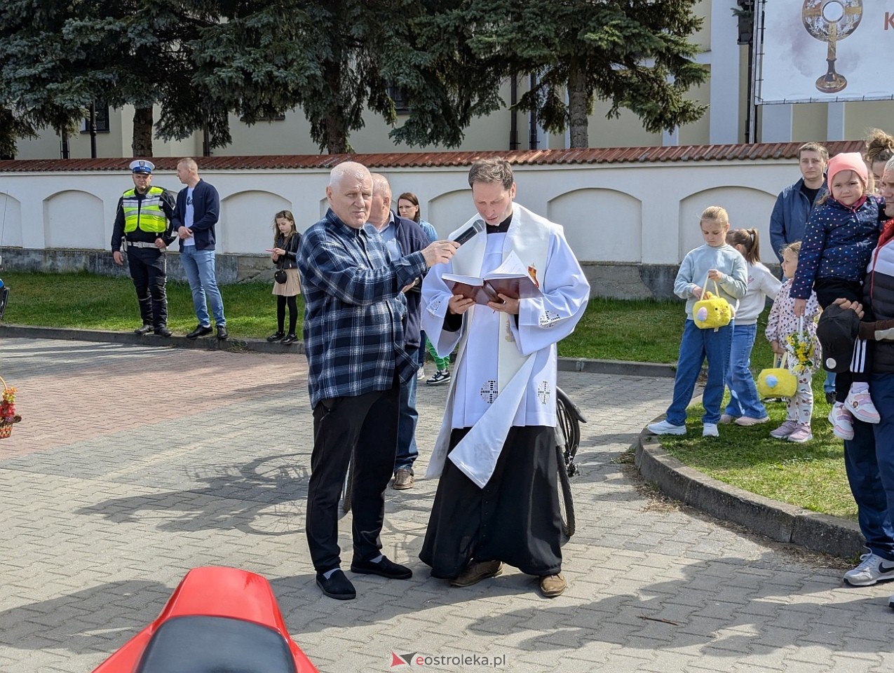 Motoświęconka 2025: Wielkanocna tradycja w Farze [19.04.2025] - zdjęcie #51 - eOstroleka.pl