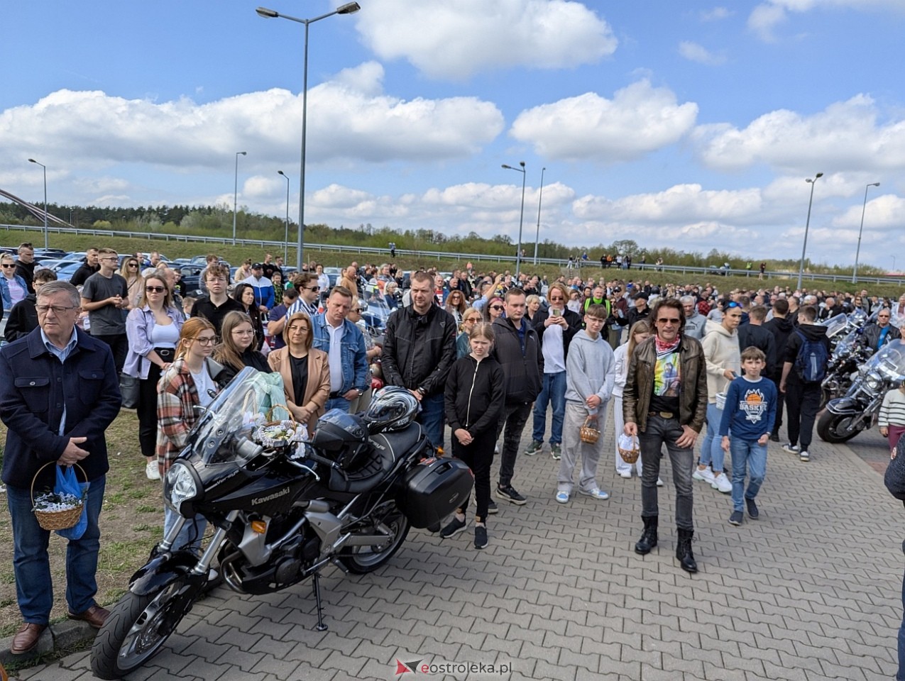 Motoświęconka 2025: Wielkanocna tradycja w Farze [19.04.2025] - zdjęcie #49 - eOstroleka.pl