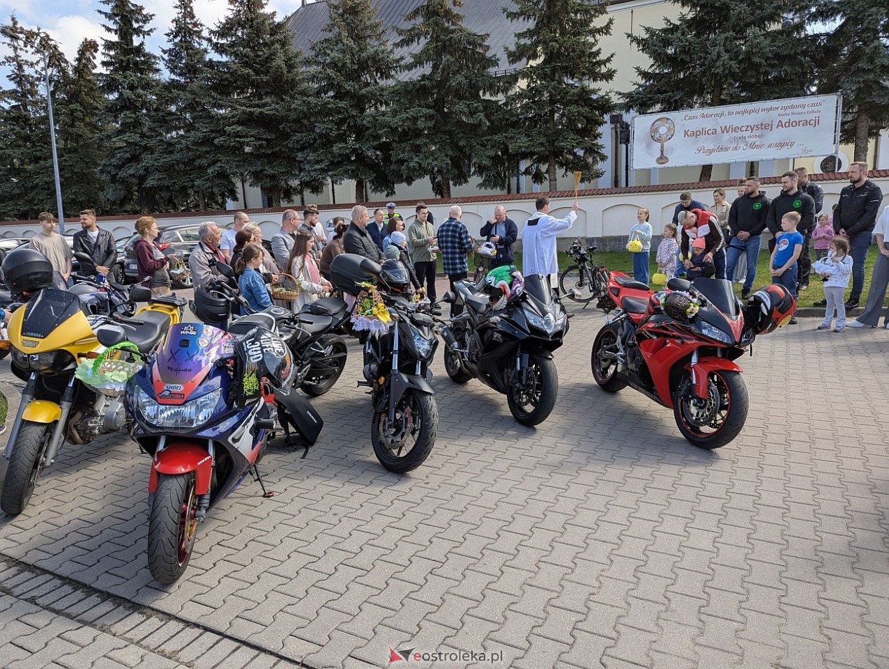 Motoświęconka 2025: Wielkanocna tradycja w Farze [19.04.2025] - zdjęcie #44 - eOstroleka.pl