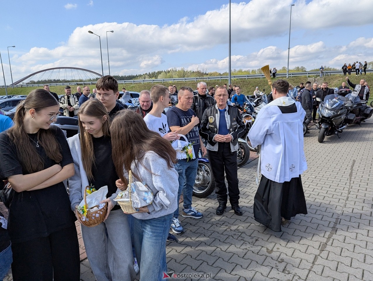 Motoświęconka 2025: Wielkanocna tradycja w Farze [19.04.2025] - zdjęcie #27 - eOstroleka.pl
