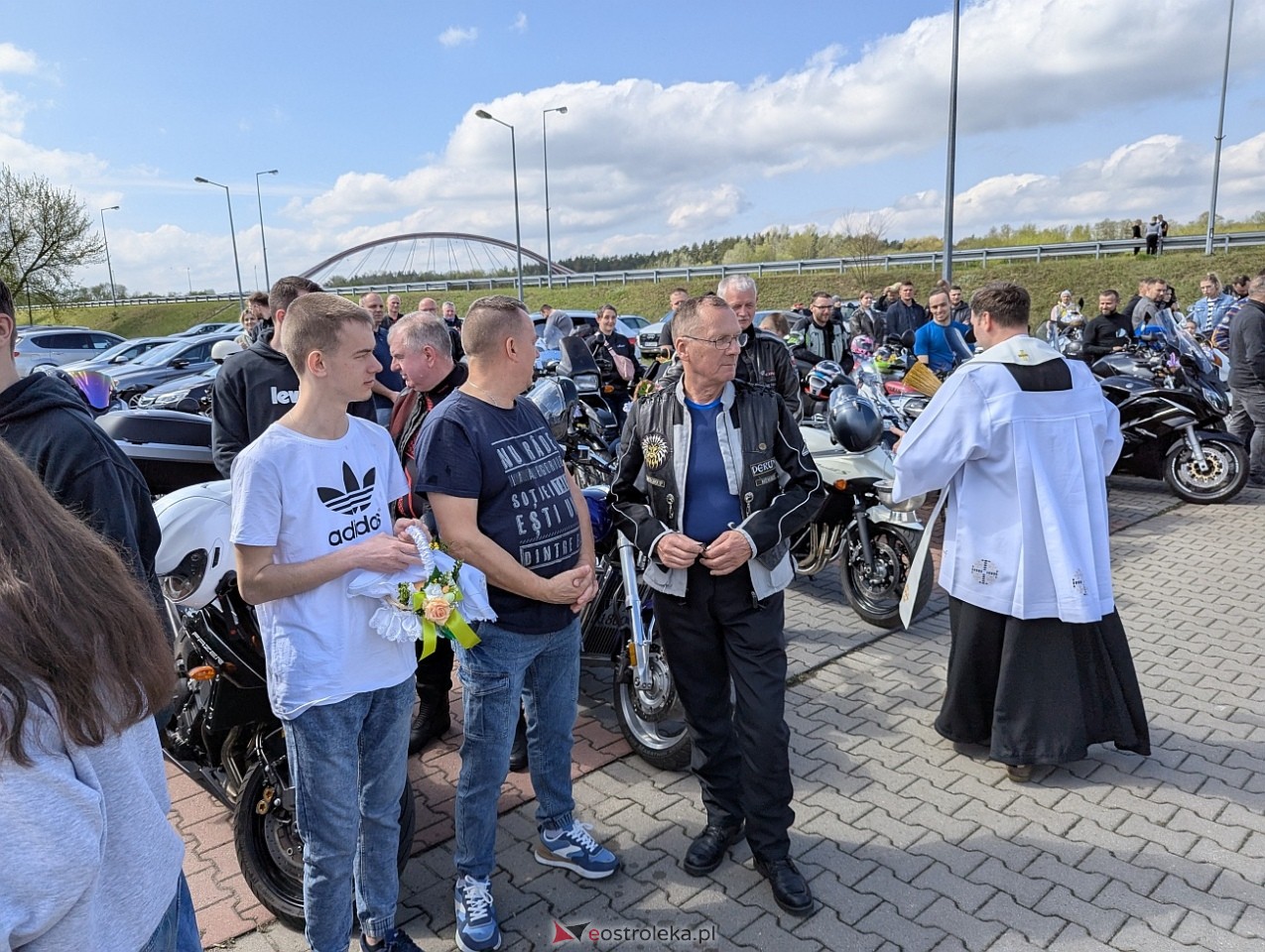 Motoświęconka 2025: Wielkanocna tradycja w Farze [19.04.2025] - zdjęcie #26 - eOstroleka.pl