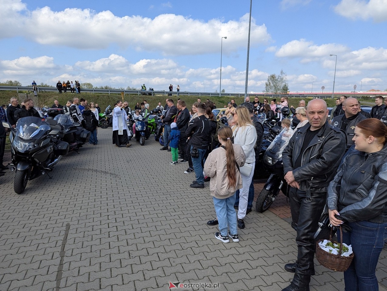 Motoświęconka 2025: Wielkanocna tradycja w Farze [19.04.2025] - zdjęcie #23 - eOstroleka.pl