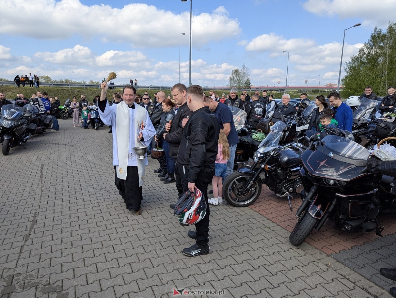 Motoświęconka 2025: Wielkanocna tradycja w Farze [19.04.2025] - zdjęcie #19 - eOstroleka.pl