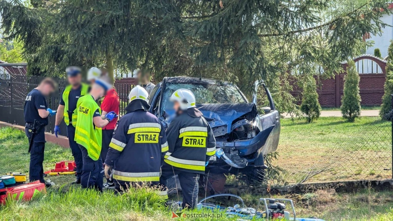 Wypadek w Żabinie [19.04.2025] - zdjęcie #38 - eOstroleka.pl