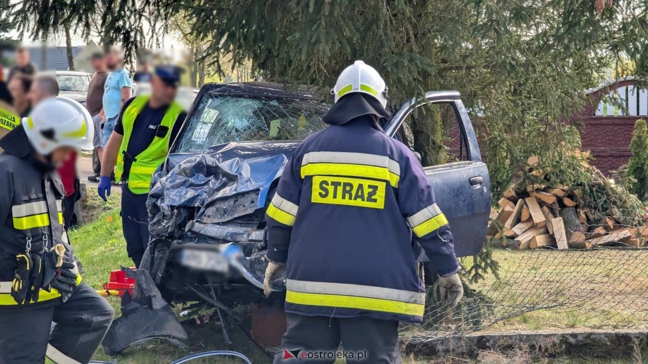 Wypadek w Żabinie [19.04.2025] - zdjęcie #37 - eOstroleka.pl