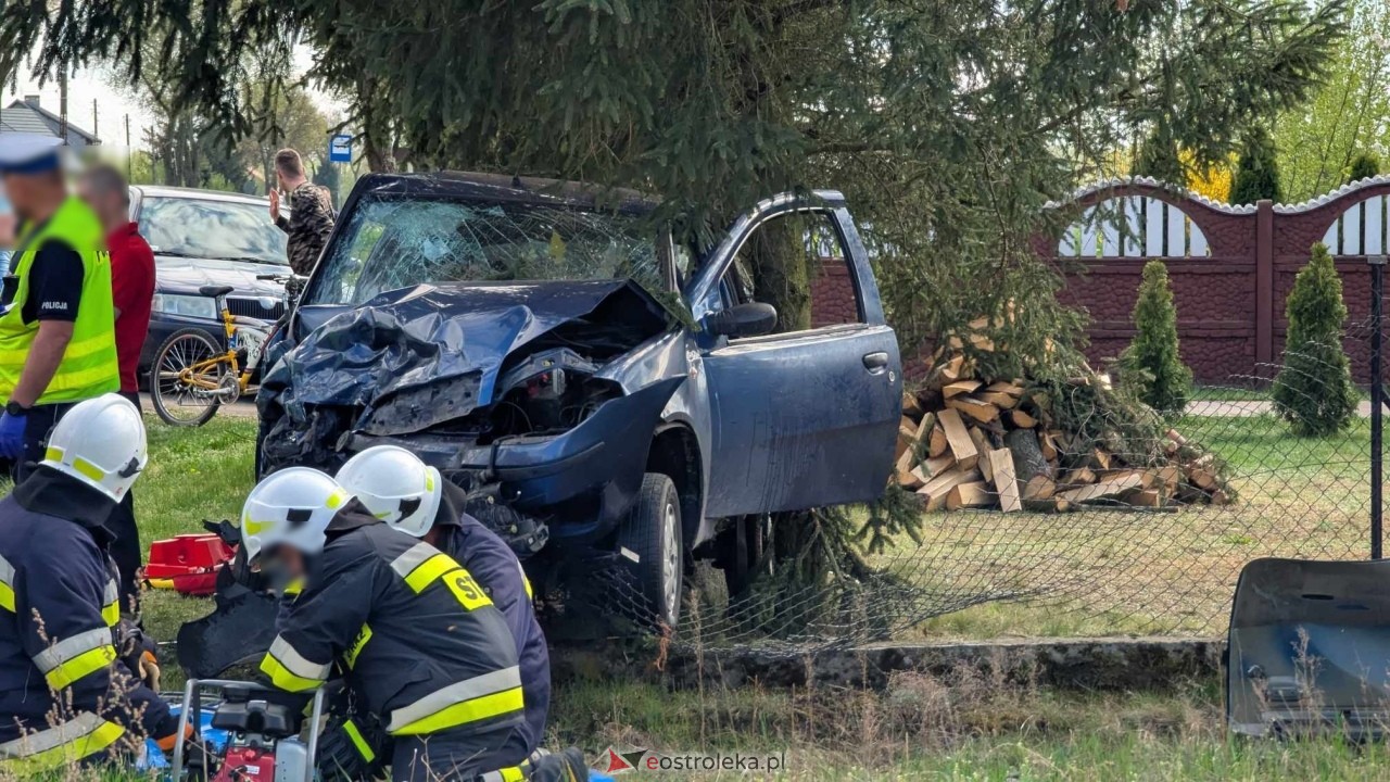 Wypadek w Żabinie [19.04.2025] - zdjęcie #27 - eOstroleka.pl