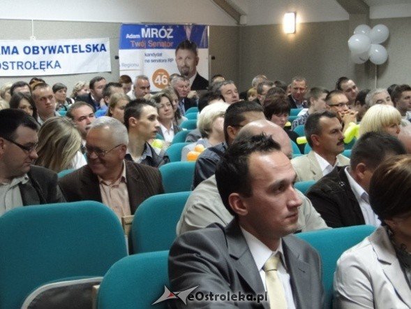 Konwencja wyborcza Platformy Obywatelskiej w Ostrołęce (22.IX.2011) - zdjęcie #3 - eOstroleka.pl