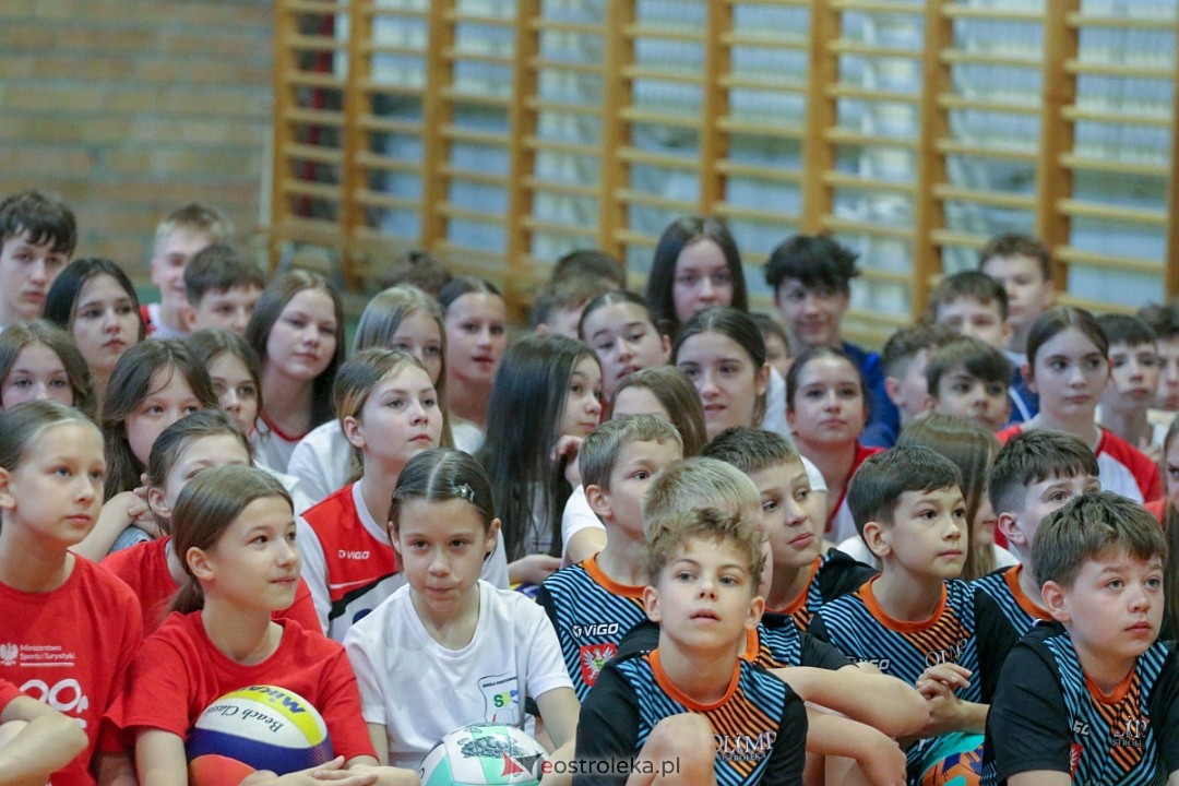 Grzegorz Łomacz w SP 5 w Ostrołęce [23.04.2025] - zdjęcie #90 - eOstroleka.pl
