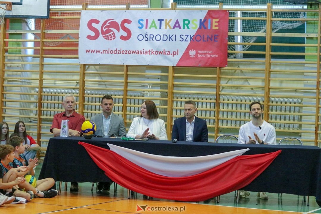 Grzegorz Łomacz w SP 5 w Ostrołęce [23.04.2025] - zdjęcie #78 - eOstroleka.pl