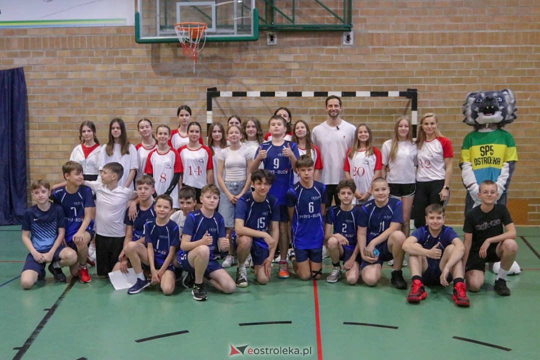 Grzegorz Łomacz w SP 5 w Ostrołęce [23.04.2025] - zdjęcie #28 - eOstroleka.pl