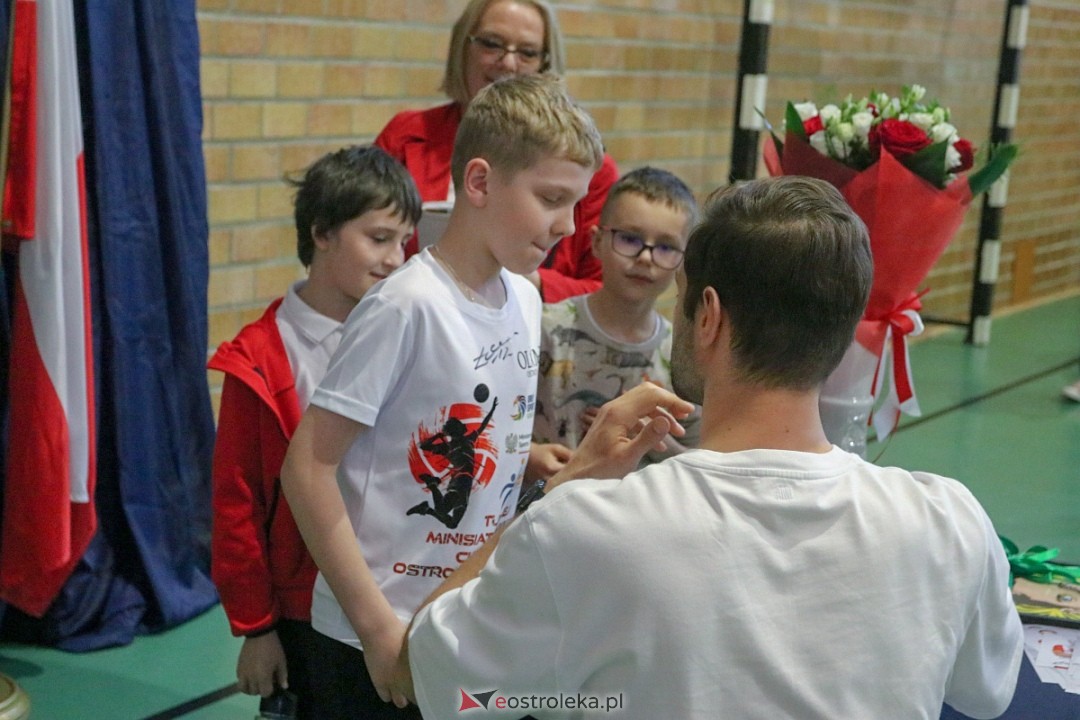 Grzegorz Łomacz w SP 5 w Ostrołęce [23.04.2025] - zdjęcie #10 - eOstroleka.pl