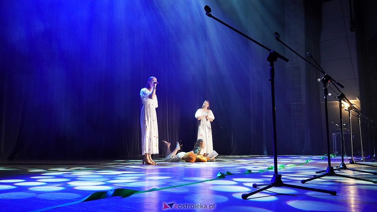 Koncert charytatywny dla Marcela - Antek Smykiewicz, Julia Kołodziejak, Amelia Modrzewska, Metro [23.04.2025] - zdjęcie #92 - eOstroleka.pl