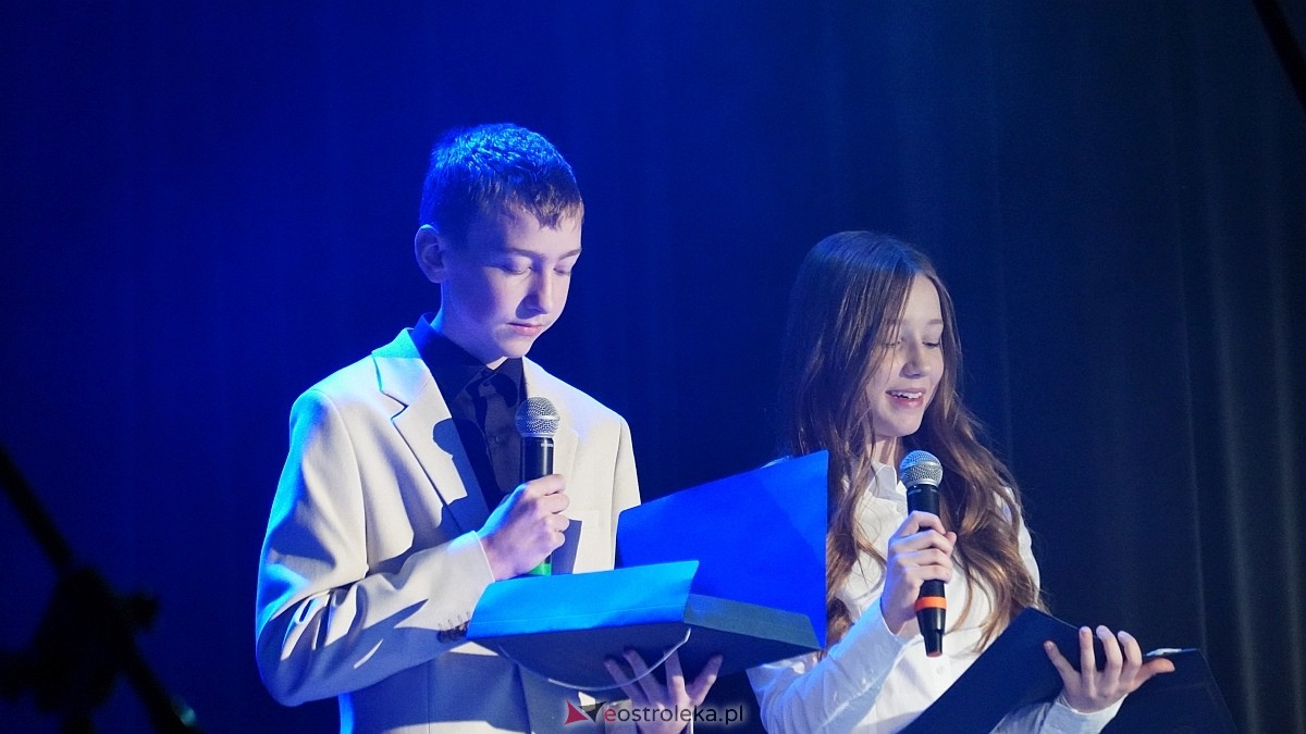 Koncert charytatywny dla Marcela - Antek Smykiewicz, Julia Kołodziejak, Amelia Modrzewska, Metro [23.04.2025] - zdjęcie #90 - eOstroleka.pl