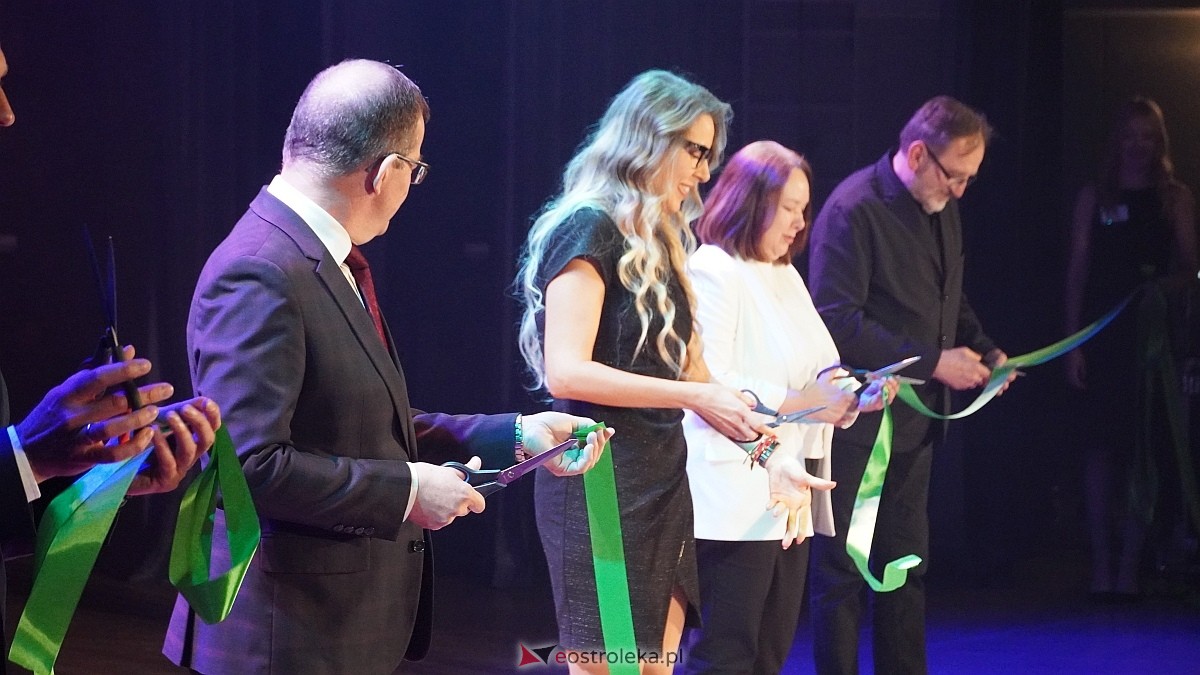 Koncert charytatywny dla Marcela - Antek Smykiewicz, Julia Kołodziejak, Amelia Modrzewska, Metro [23.04.2025] - zdjęcie #83 - eOstroleka.pl