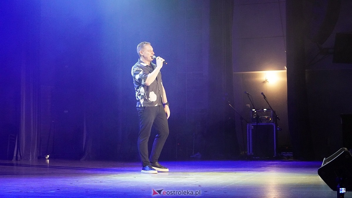 Koncert charytatywny dla Marcela - Antek Smykiewicz, Julia Kołodziejak, Amelia Modrzewska, Metro [23.04.2025] - zdjęcie #14 - eOstroleka.pl