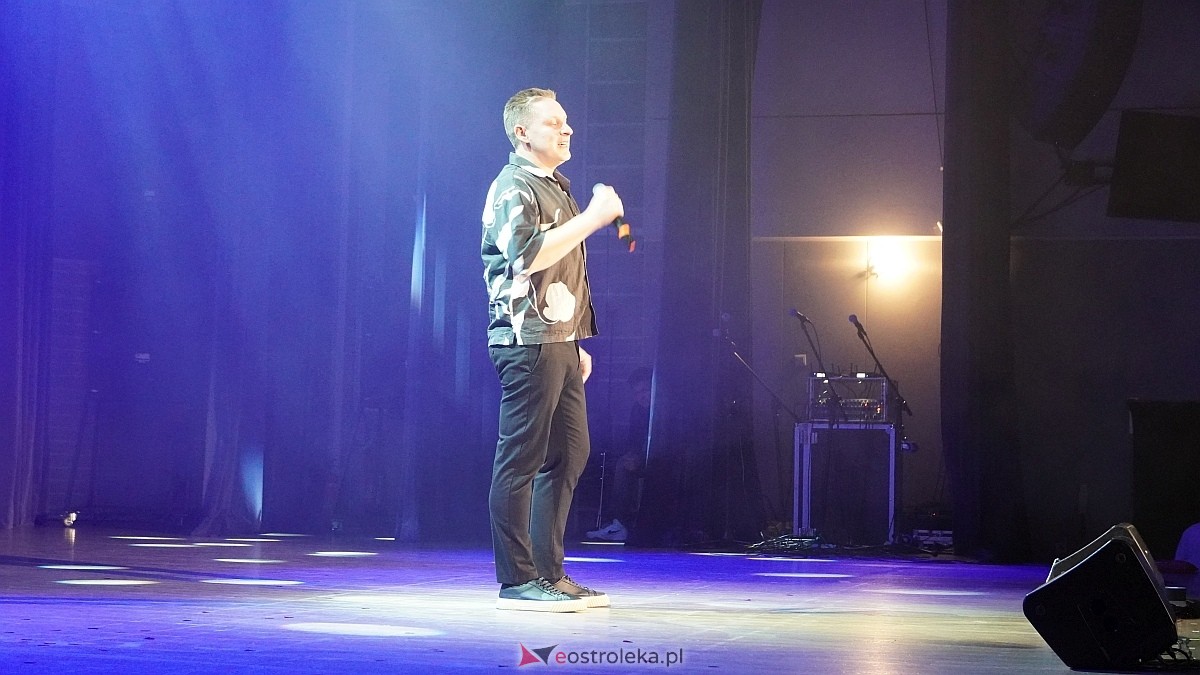 Koncert charytatywny dla Marcela - Antek Smykiewicz, Julia Kołodziejak, Amelia Modrzewska, Metro [23.04.2025] - zdjęcie #5 - eOstroleka.pl