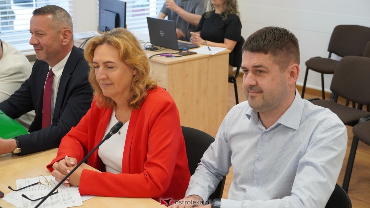 XXIII Zwyczajna sesja Rady Miasta Ostrołęki [24.04.2025] - zdjęcie #17 - eOstroleka.pl