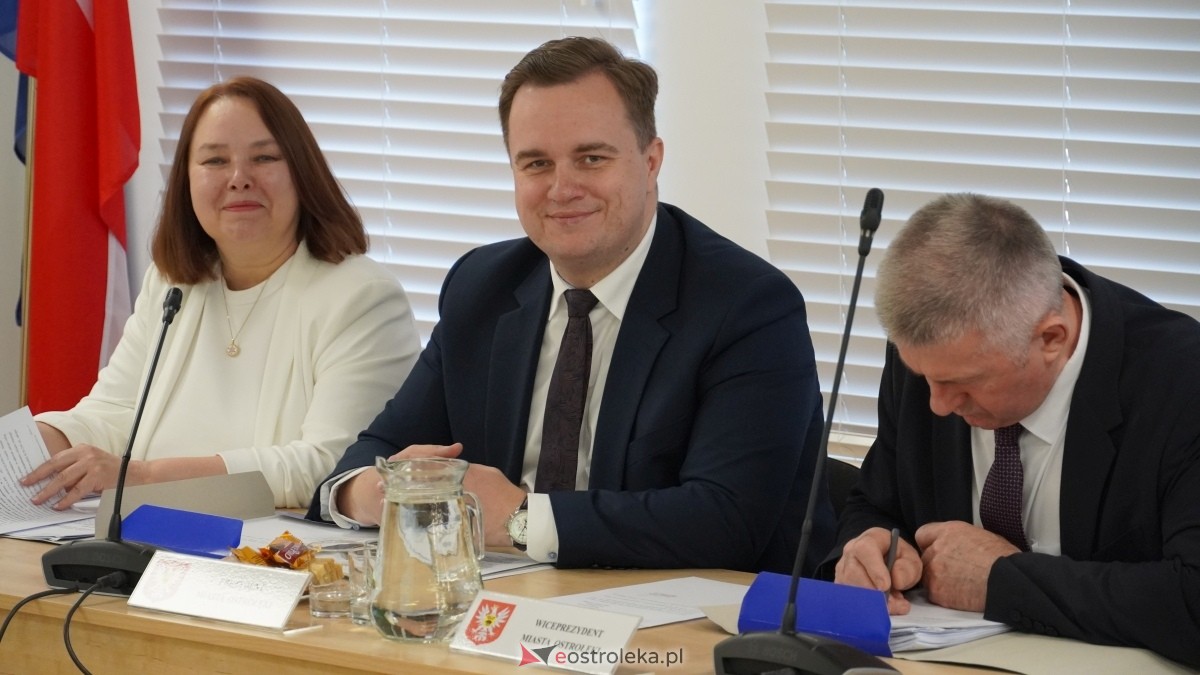 XXIII Zwyczajna sesja Rady Miasta Ostrołęki [24.04.2025] - zdjęcie #5 - eOstroleka.pl