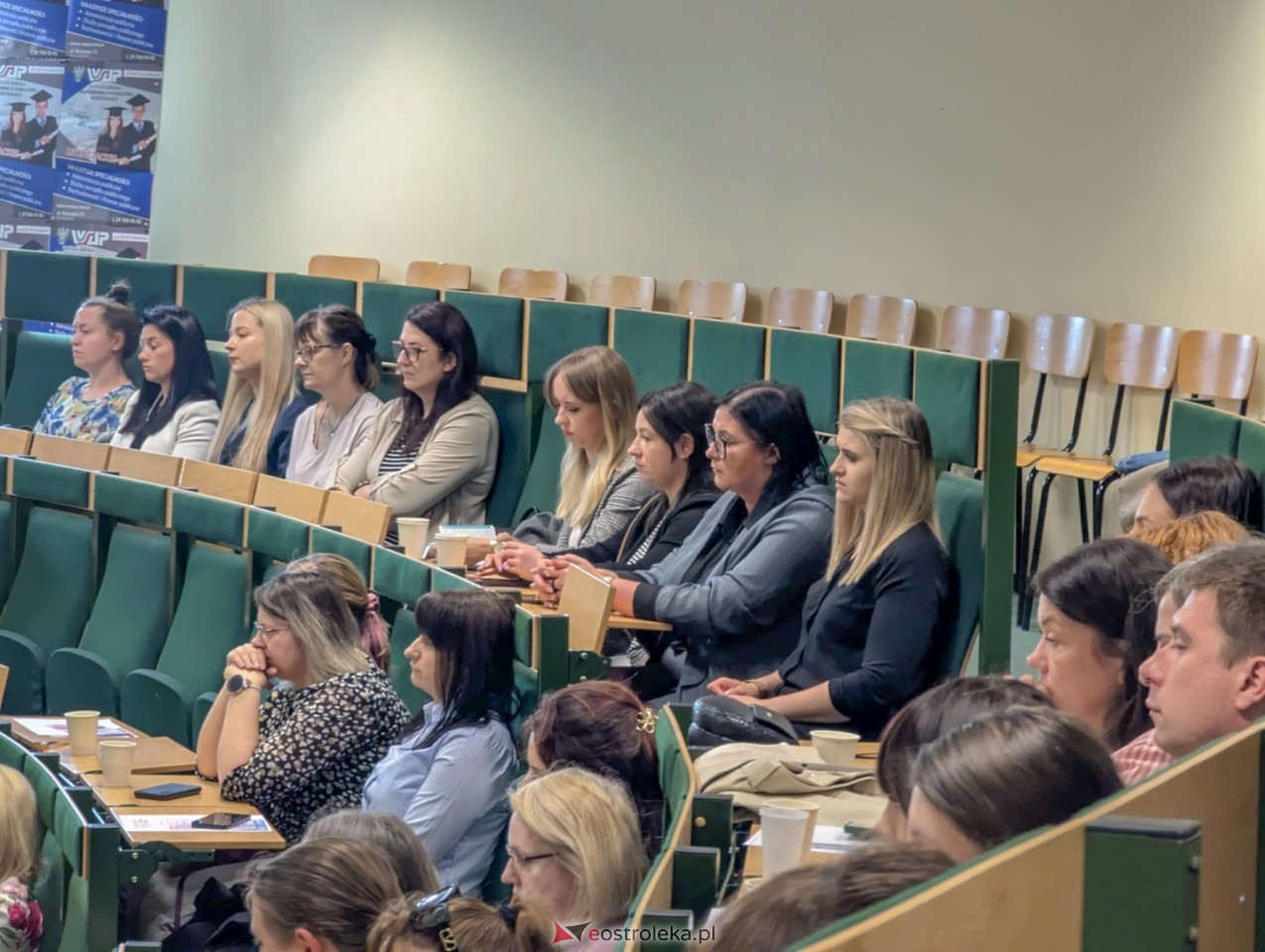 Konferencja Autyzm - budujemy mosty zrozumienia [25.04.2025] - zdjęcie #13 - eOstroleka.pl