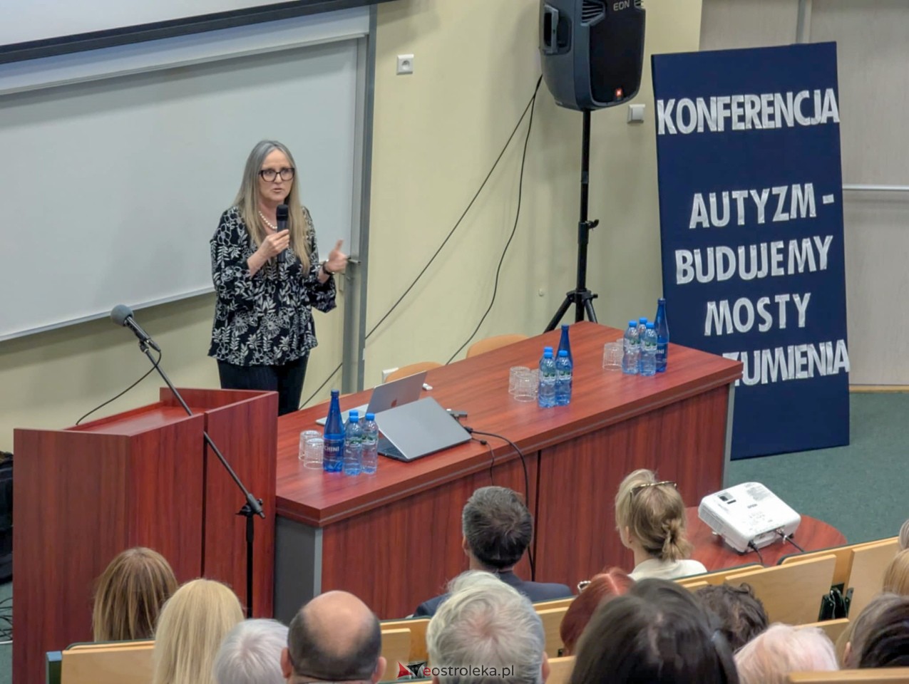 Konferencja Autyzm - budujemy mosty zrozumienia [25.04.2025] - zdjęcie #7 - eOstroleka.pl