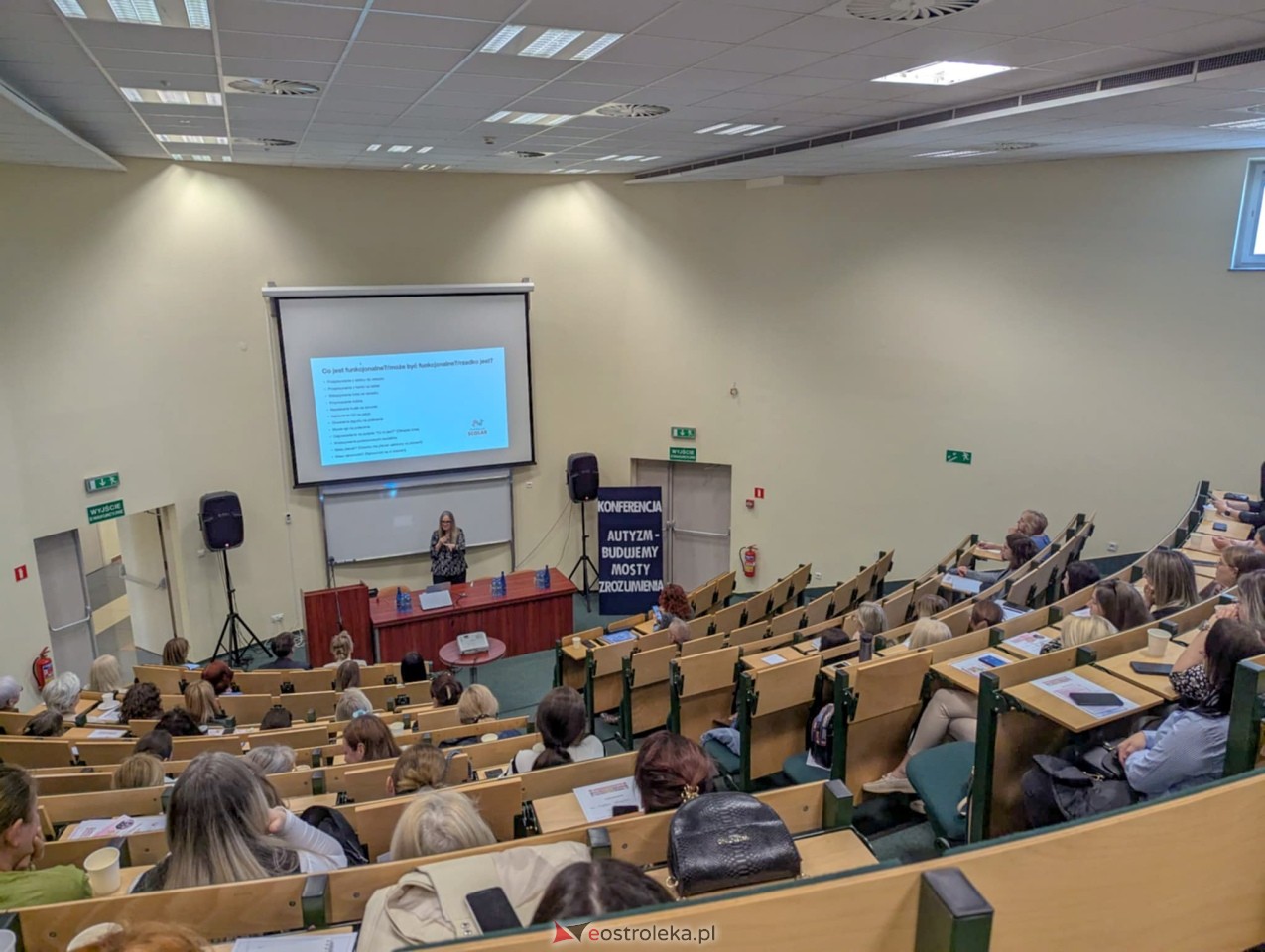 Konferencja Autyzm - budujemy mosty zrozumienia [25.04.2025] - zdjęcie #5 - eOstroleka.pl